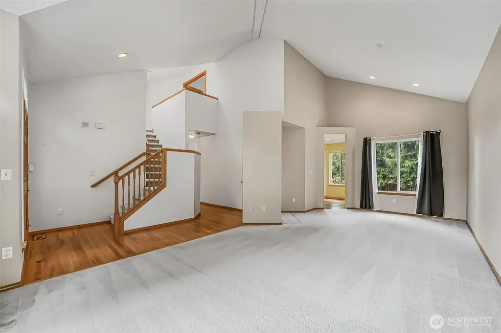 19810 11th Street E Lake Tapps WA 98391