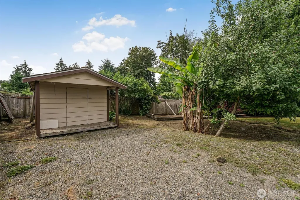 19810 11th Street E Lake Tapps WA 98391