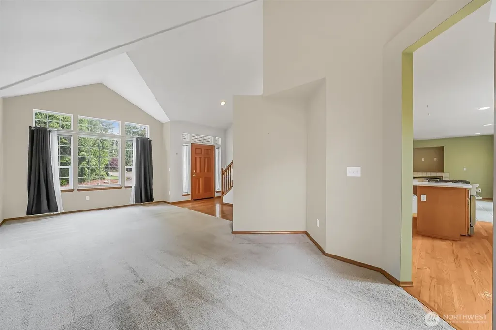 19810 11th Street E Lake Tapps WA 98391