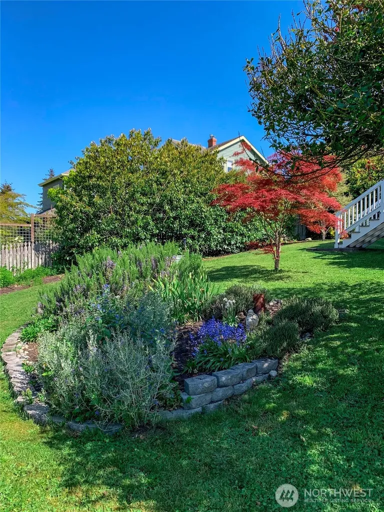 1011 Cass Street Port Townsend WA 98368