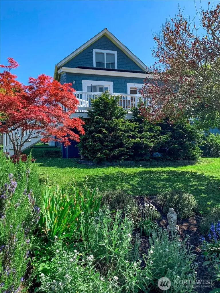 1011 Cass Street Port Townsend WA 98368