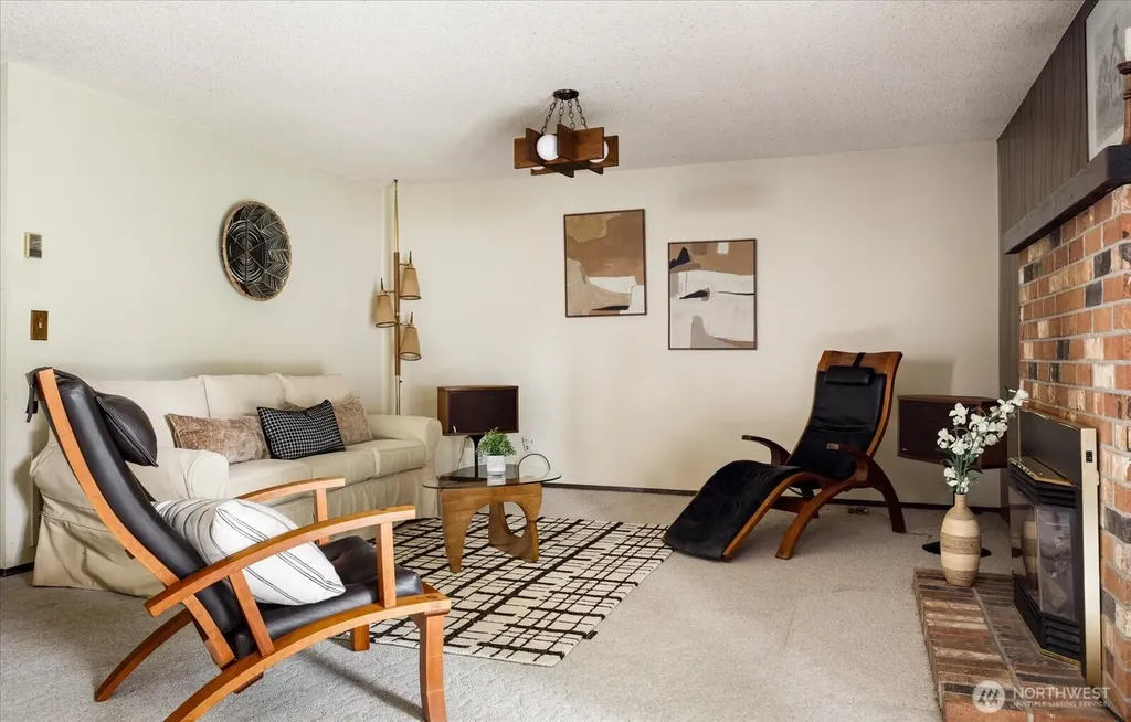 2047 Pine Wood Way Oak Harbor WA 98277