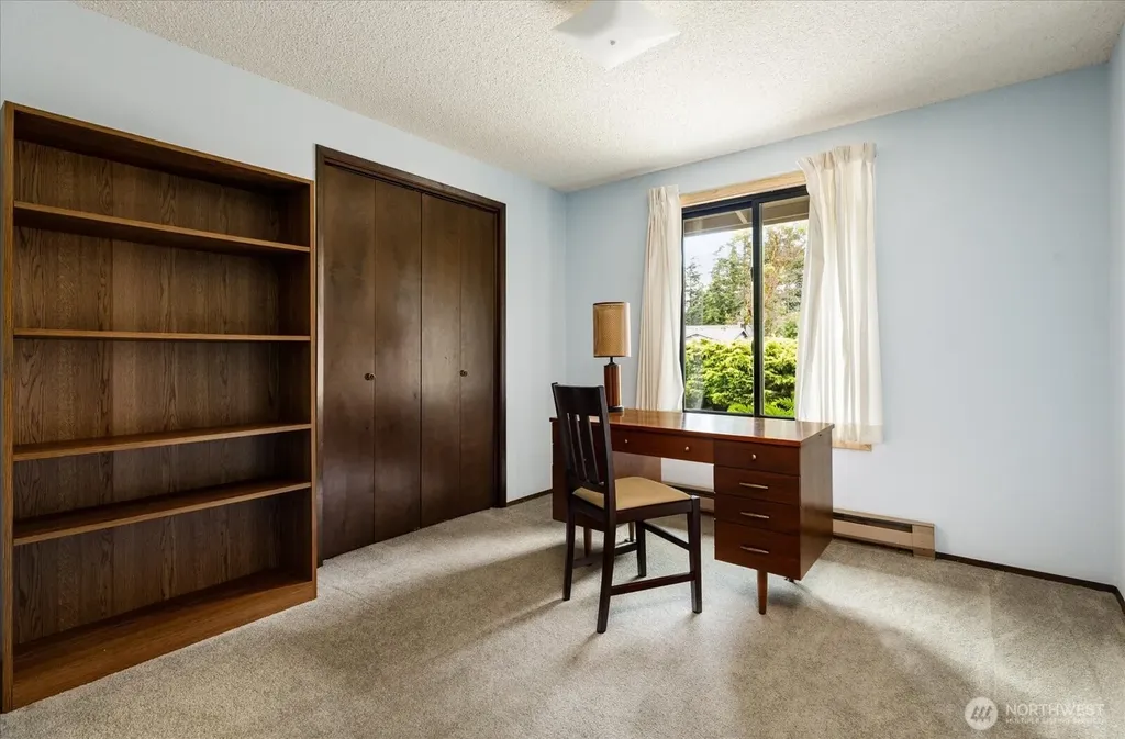 2047 Pine Wood Way Oak Harbor WA 98277