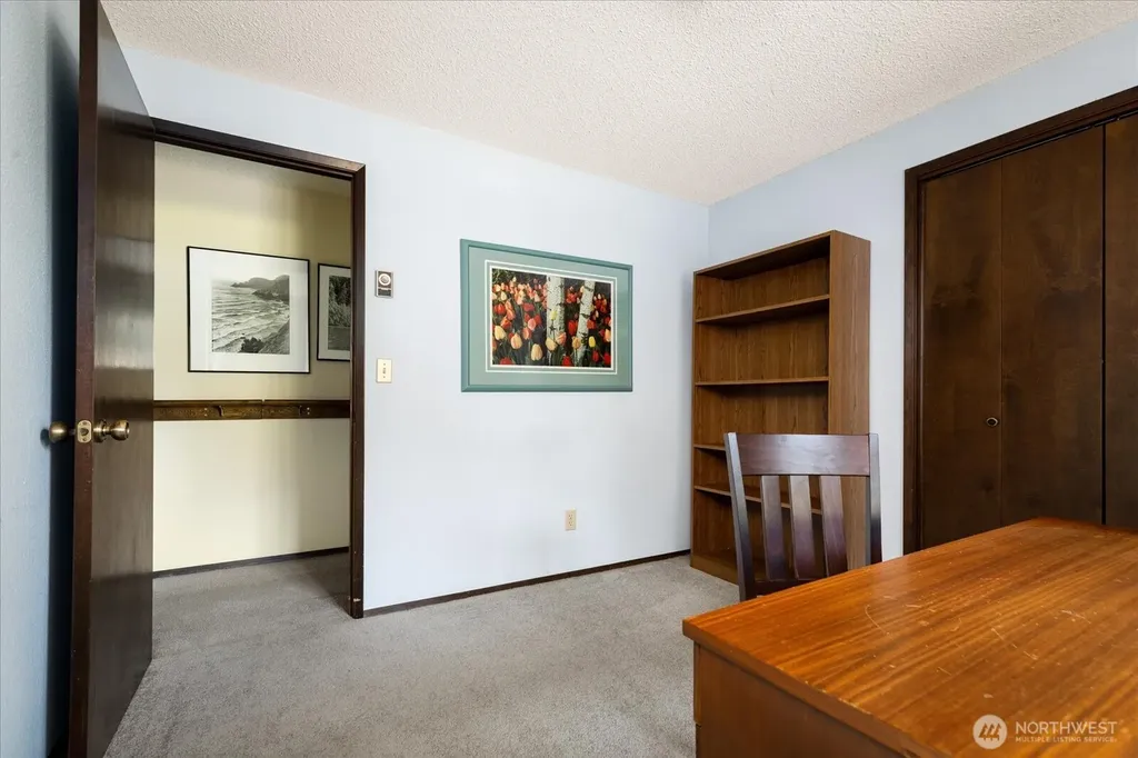 2047 Pine Wood Way Oak Harbor WA 98277