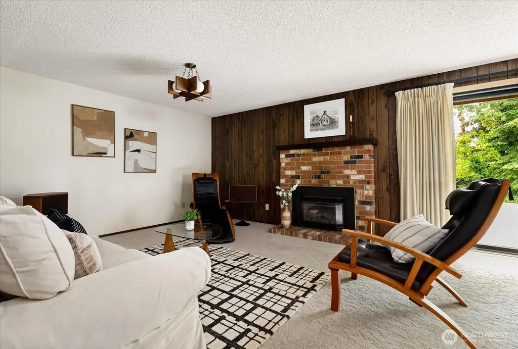 2047 Pine Wood Way Oak Harbor WA 98277