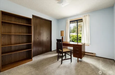 2047 Pine Wood Way Oak Harbor WA 98277