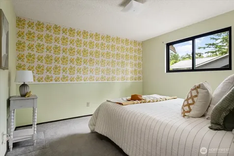 2047 Pine Wood Way Oak Harbor WA 98277