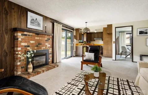 2047 Pine Wood Way Oak Harbor WA 98277