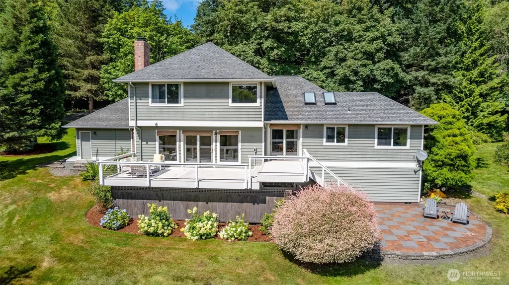 11243 Garland Lane La Conner WA 98257
