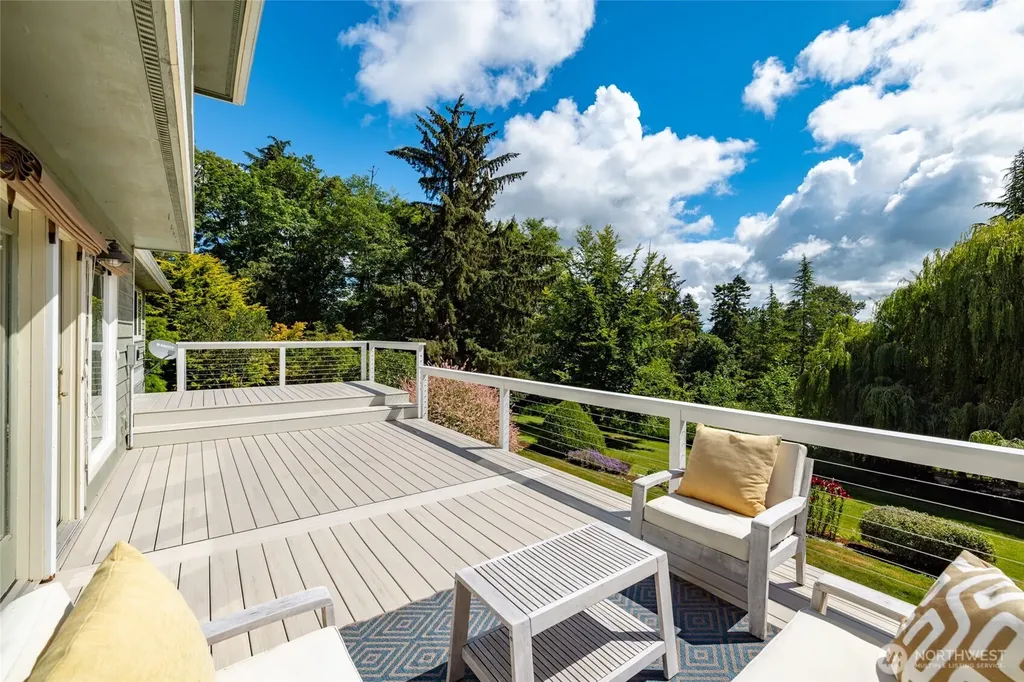 11243 Garland Lane La Conner WA 98257