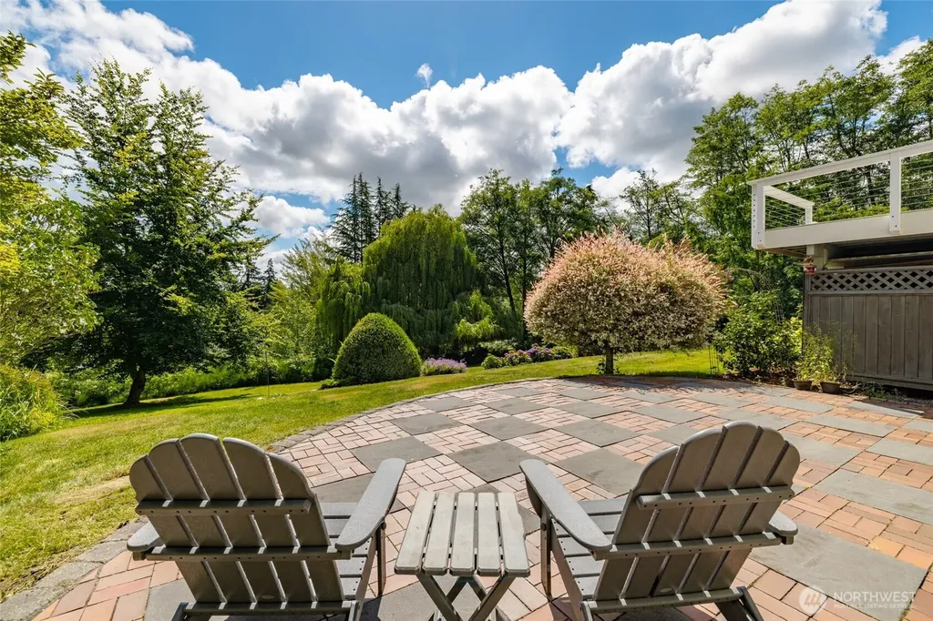 11243 Garland Lane La Conner WA 98257