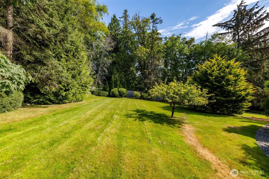 11243 Garland Lane La Conner WA 98257