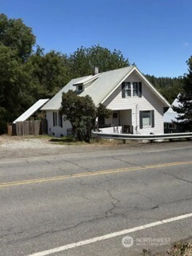 407 S 1st Street Roslyn WA 98941