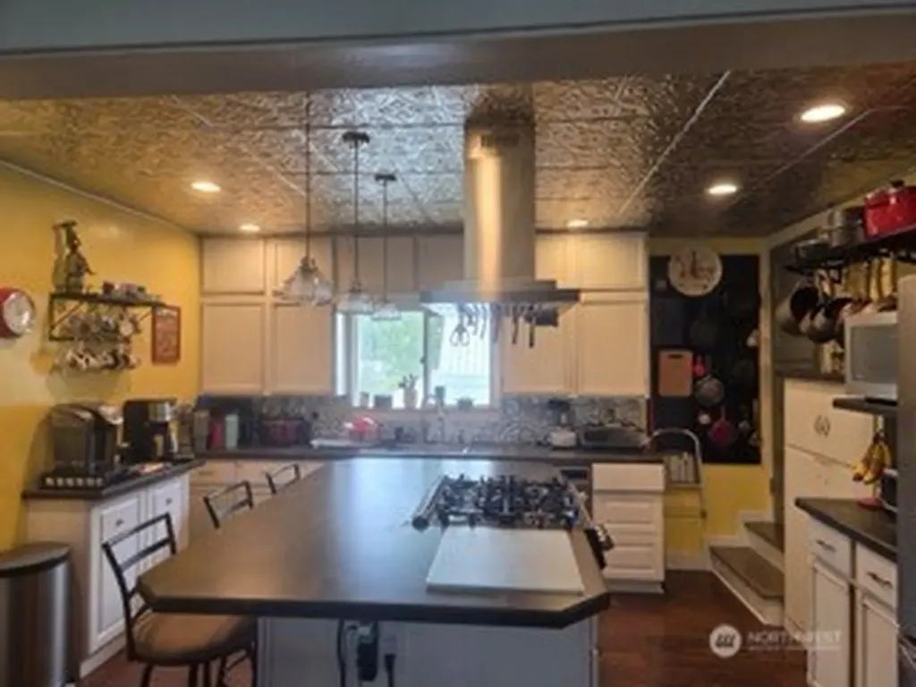 407 S 1st Street Roslyn WA 98941