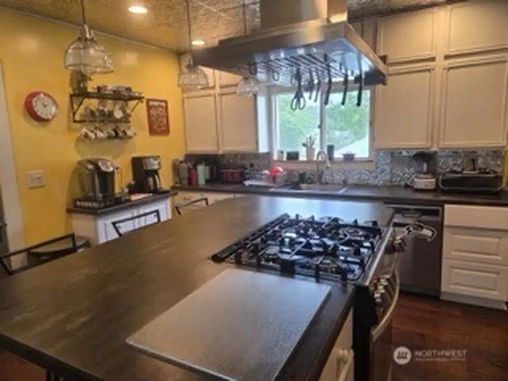 407 S 1st Street Roslyn WA 98941