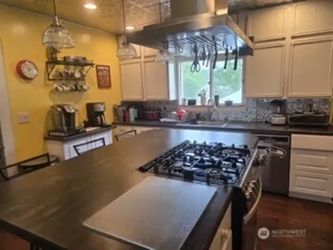 407 S 1st Street Roslyn WA 98941