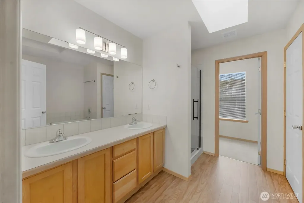 15223 27th Place W Lynnwood WA 98087