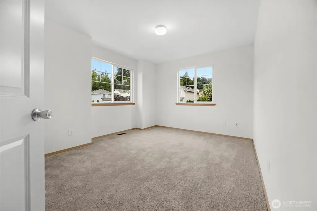 15223 27th Place W Lynnwood WA 98087
