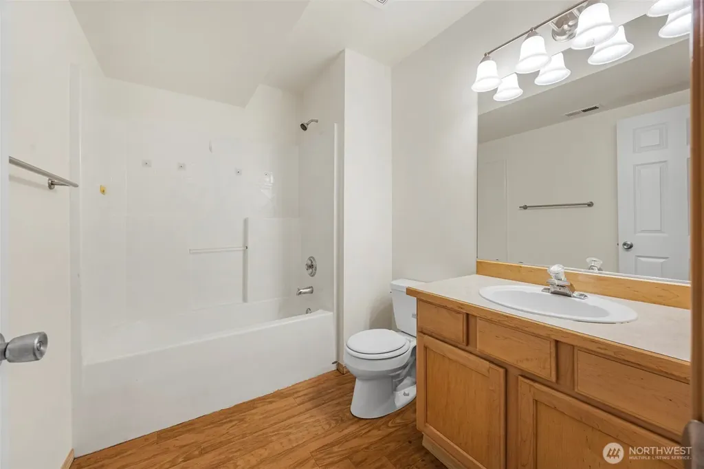 15223 27th Place W Lynnwood WA 98087
