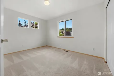 15223 27th Place W Lynnwood WA 98087
