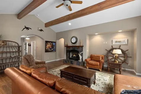 150 E Barnacle Boulevard Shelton WA 98584