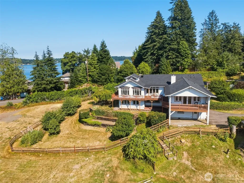 9931 Johnson Point Road NE Olympia WA 98516