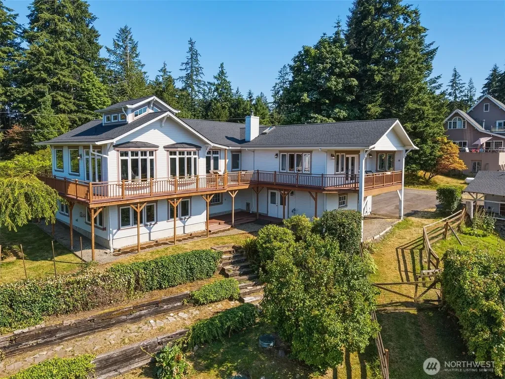 9931 Johnson Point Road NE Olympia WA 98516