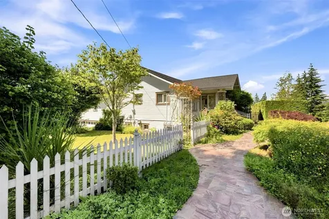 9931 Johnson Point Road NE Olympia WA 98516