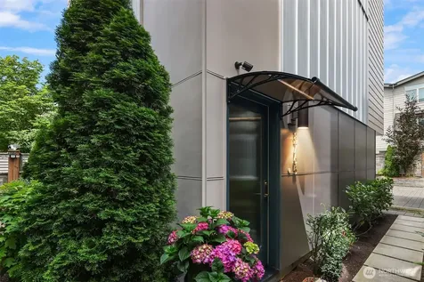 8765 15th Avenue NW Seattle WA 98117