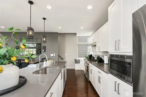 8765 15th Avenue NW Seattle WA 98117