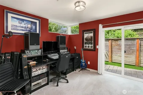 8765 15th Avenue NW Seattle WA 98117
