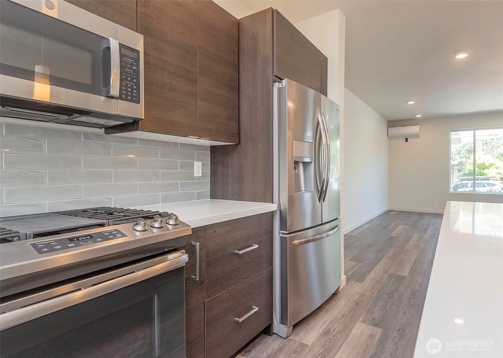 12032 33rd Ave NE Seattle WA 98125