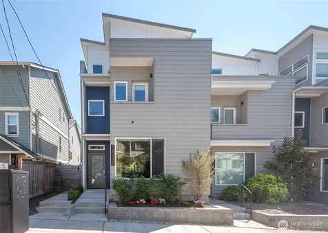 12032 33rd Ave NE Seattle WA 98125