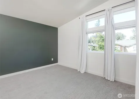 12032 33rd Ave NE Seattle WA 98125