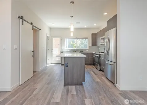 12032 33rd Ave NE Seattle WA 98125