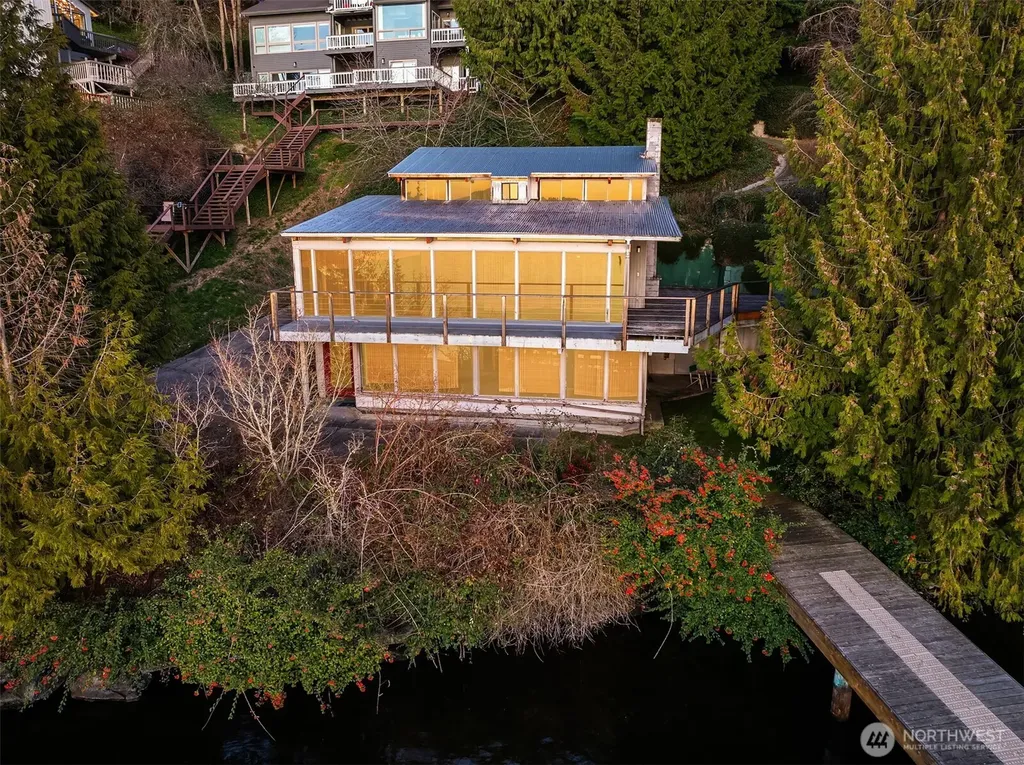 8001 West Mercer Street Mercer Island WA 98040
