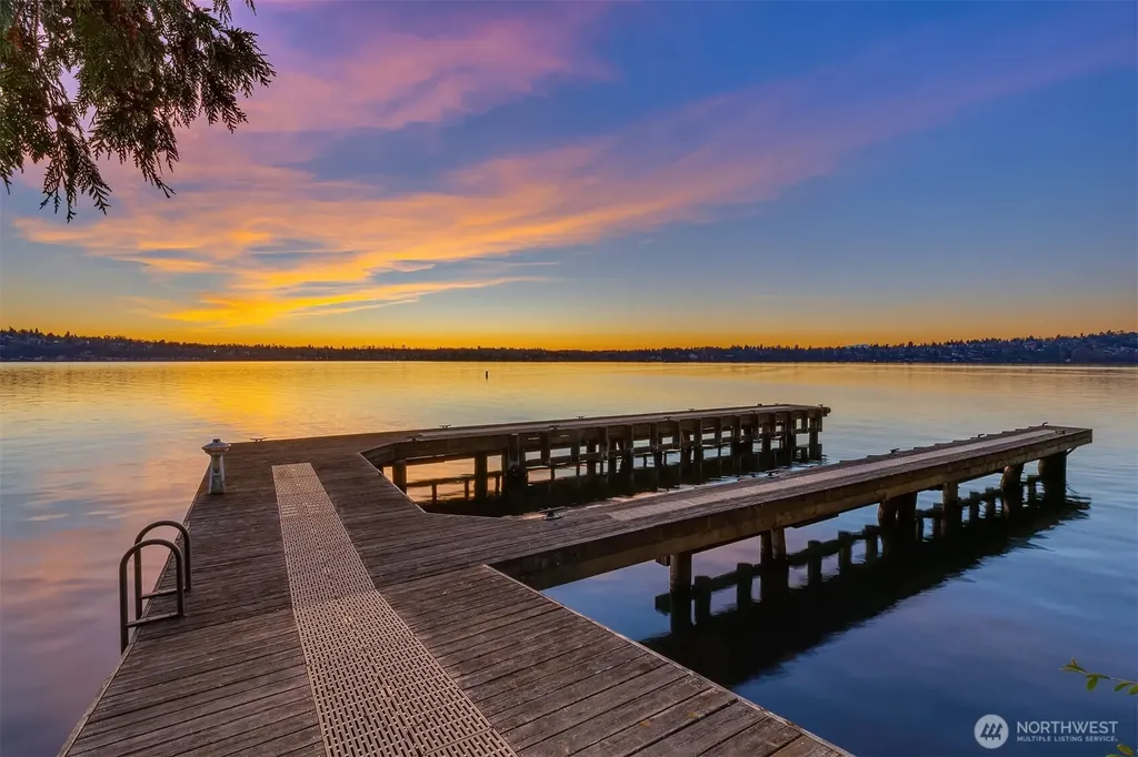 8001 West Mercer Street Mercer Island WA 98040