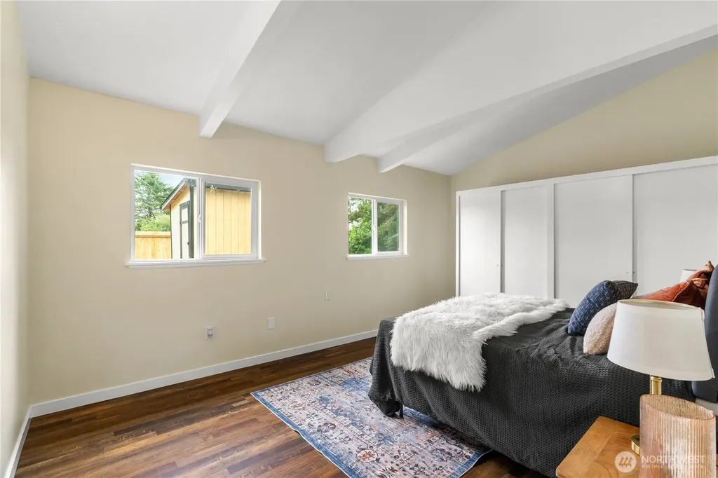 328 Ensign Avenue NW Ocean Shores WA 98569
