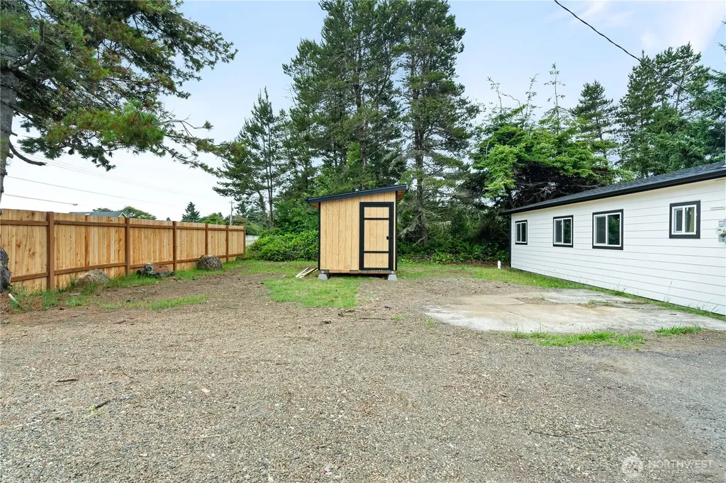 328 Ensign Avenue NW Ocean Shores WA 98569
