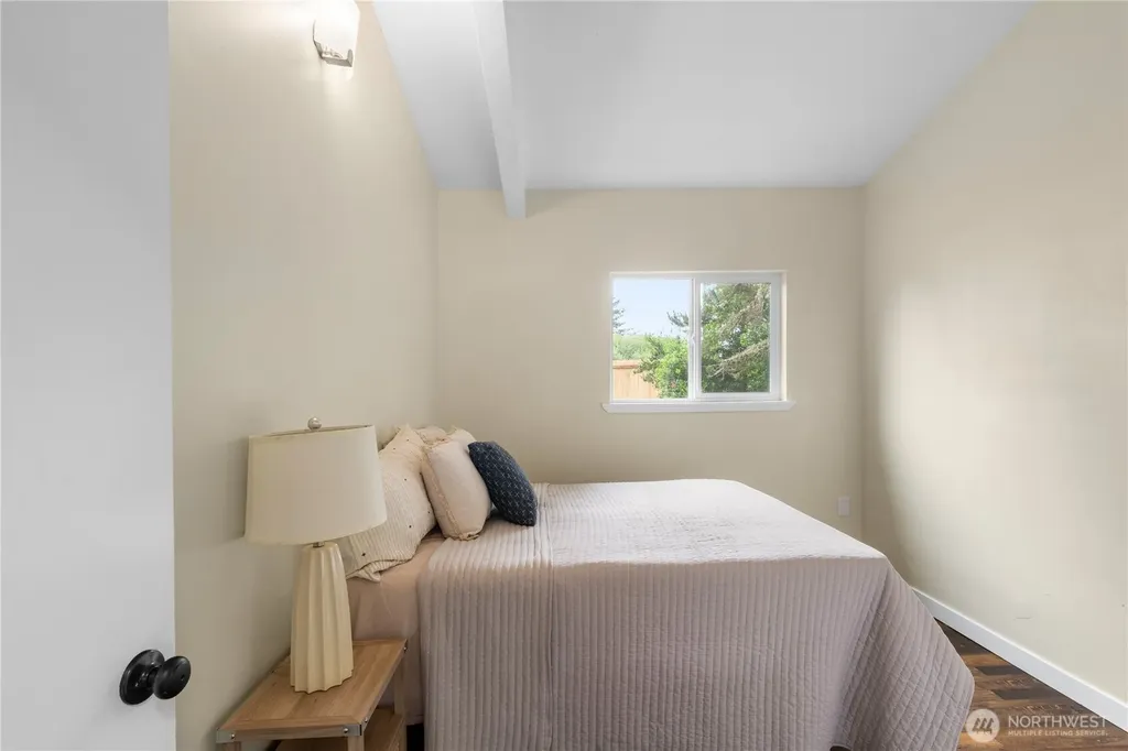 328 Ensign Avenue NW Ocean Shores WA 98569