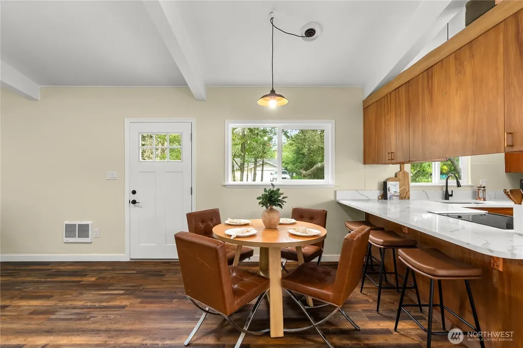 328 Ensign Avenue NW Ocean Shores WA 98569
