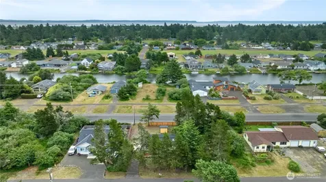 328 Ensign Avenue NW Ocean Shores WA 98569