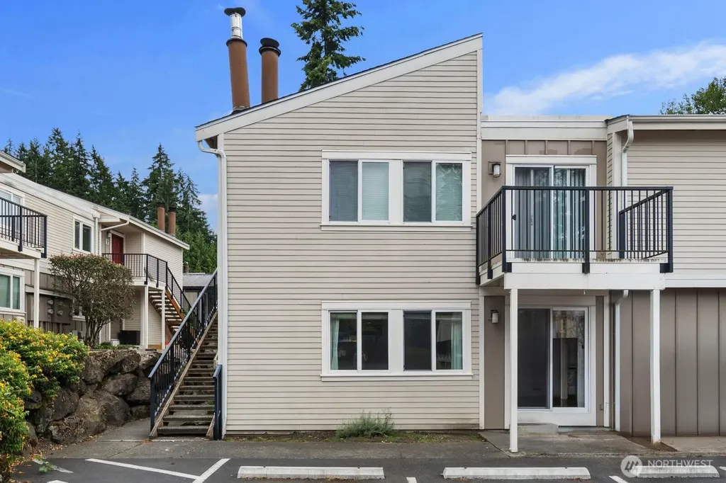 12716 NE 120th Street Kirkland WA 98034