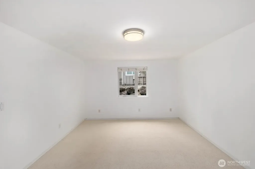 12716 NE 120th Street Kirkland WA 98034