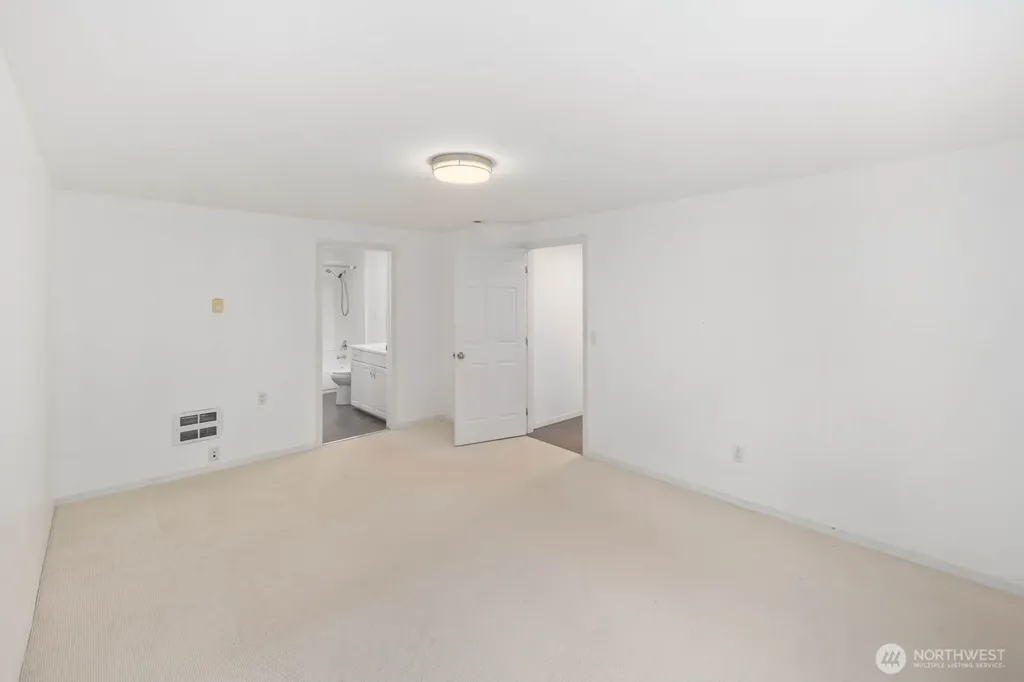 12716 NE 120th Street Kirkland WA 98034