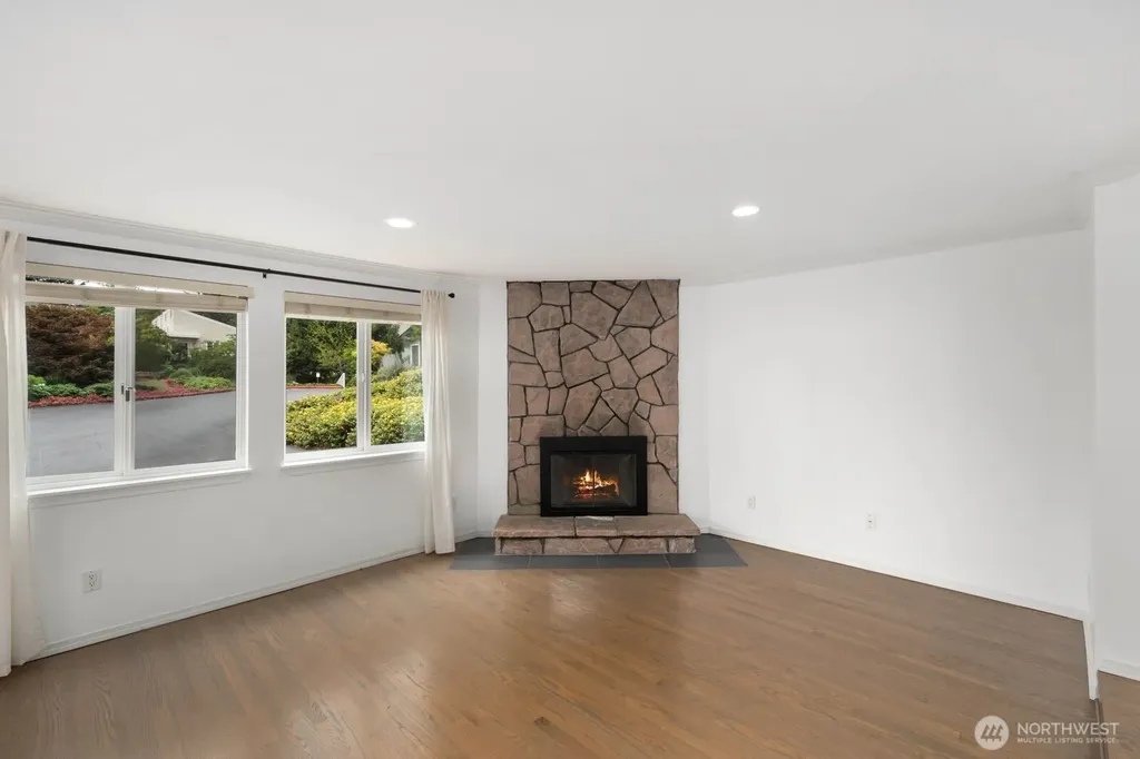 12716 NE 120th Street Kirkland WA 98034