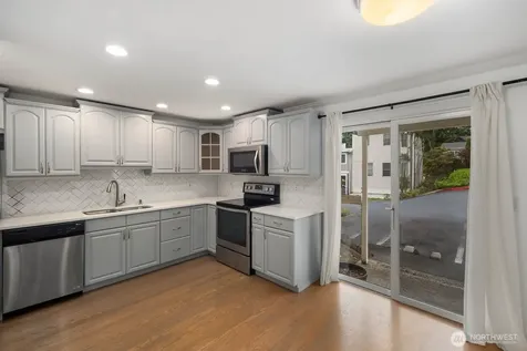 12716 NE 120th Street Kirkland WA 98034