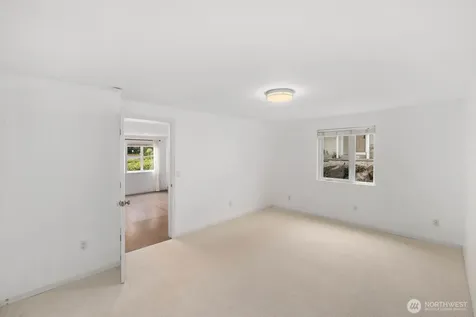 12716 NE 120th Street Kirkland WA 98034