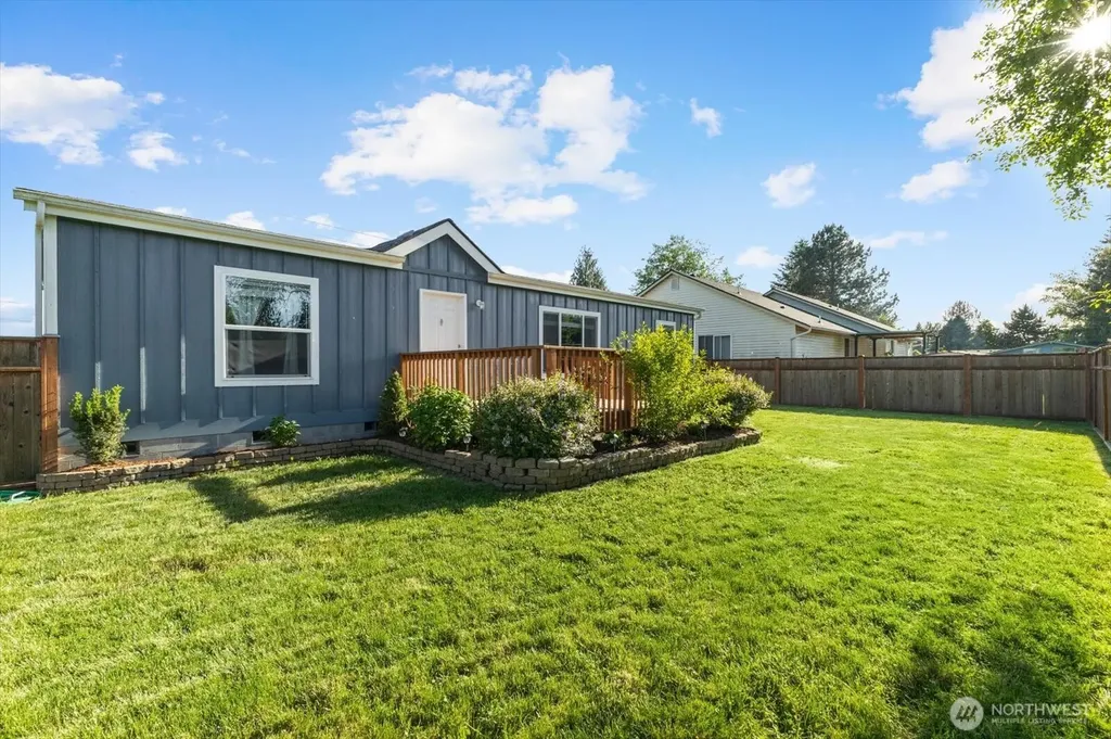 1018 Cook Road Sedro Woolley WA 98284