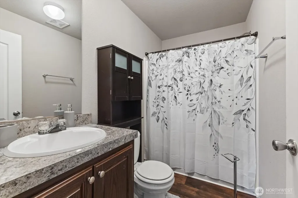 1018 Cook Road Sedro Woolley WA 98284